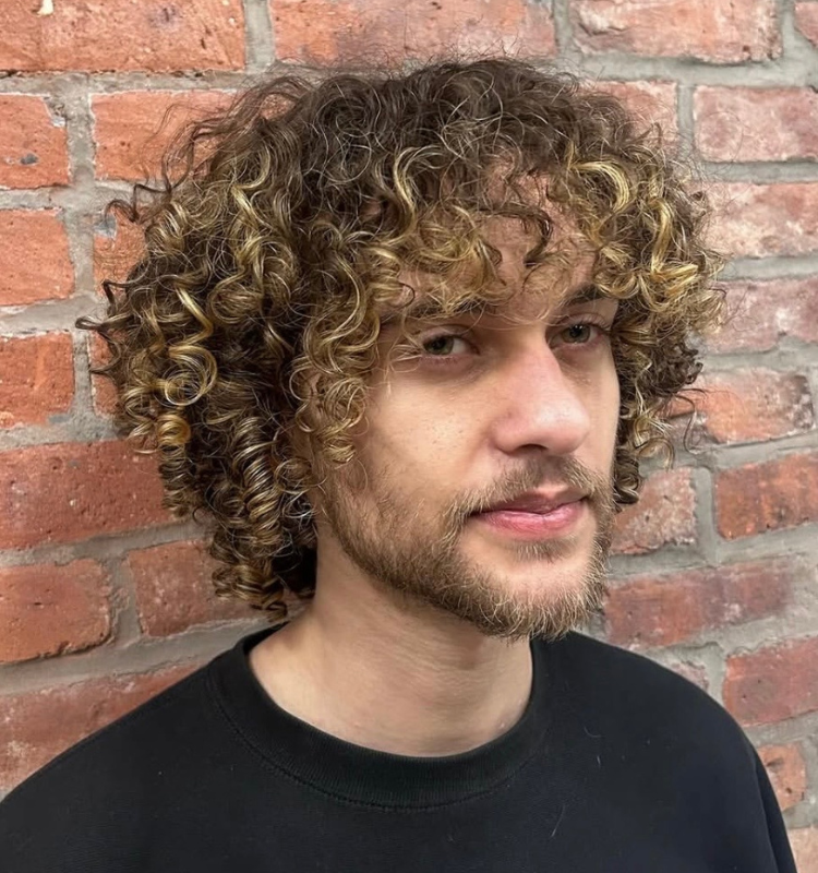 Curly Haircut Services in Tucson